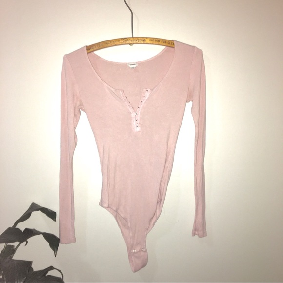 Garage Tops - 🌼2/$22 Pink Bodysuit